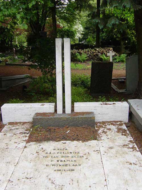 het graf op Zorgvlied, foto 2004